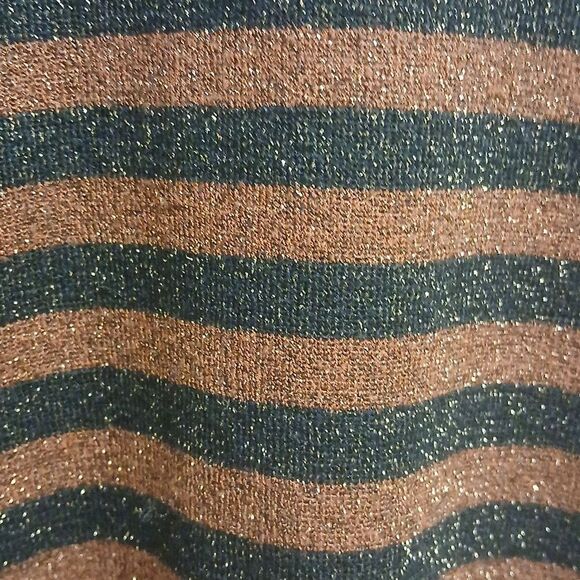 WHOWHATWEAR Striped Long Sleeve Sweater Top W/Gold Sparkle Embellishment. Large - Picture 4 of 7